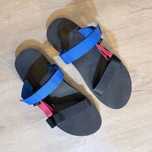 Teva color block sandal unisex